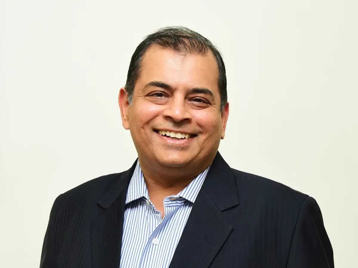 Mr. Manish Dureja